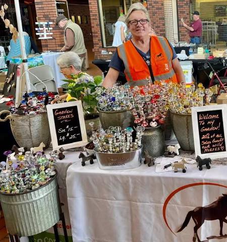 Crafting Community Mourns Loss of Brenda Davis of Tiara’s Garden