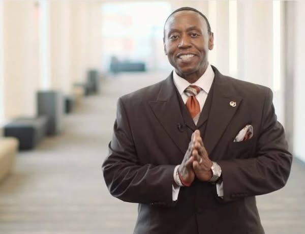 Oakland University Remembers Glenn “Dean Mac” McIntosh, Beloved Leader and Advocate